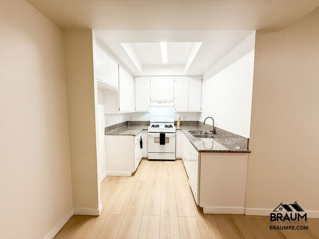 Photo - 11459 Collins St Unit 104
