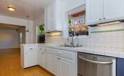 Photo - 1067 Sanborn Ave House