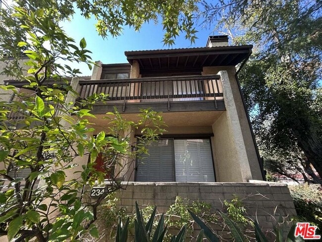 Building Photo - 21820 Marylee St Unit 234