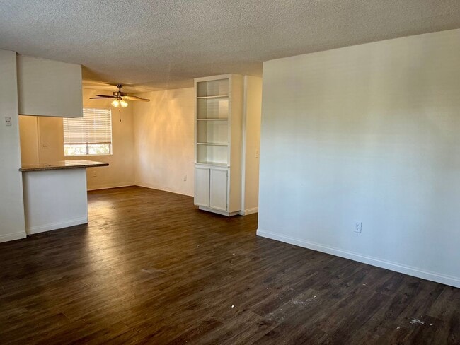 Photo - Remodeled 3 Bed/ 2 Bath Clairemont Mesa Unit 6080