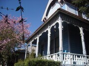 Victorian Duplex - 845 20th St Townhome