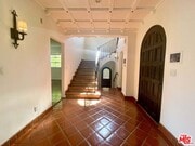 Photo - 610 N Arden Dr