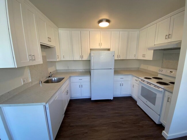 Photo - 11936 Darlington Ave Apartment Unit 100