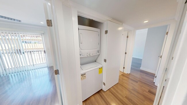 Photo - Franklin Tower