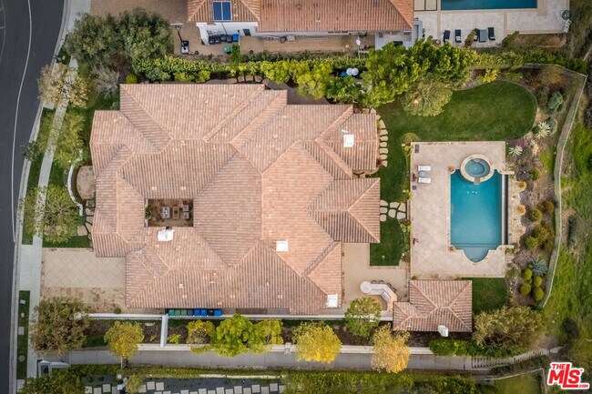 25420 Prado De Azul - House for Rent - Calabasas, CA