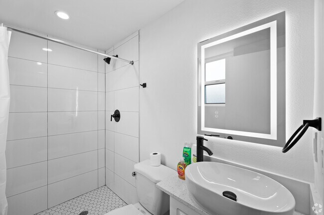 Photo - 1181 Rolland Curtis Pl