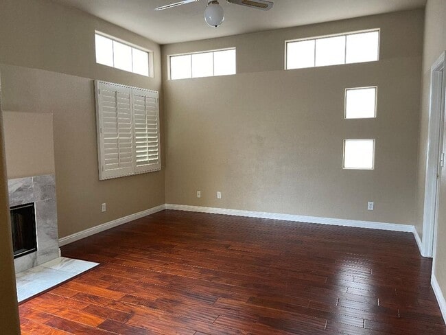 Photo - SPACIOUS 3BR/2.5BA EASTSIDE TOWNHOME FOR LEASE