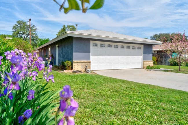 Photo - 8311 Raintree Ave