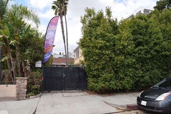 Photo - 1807-18011 Grace Ave Unit 1807