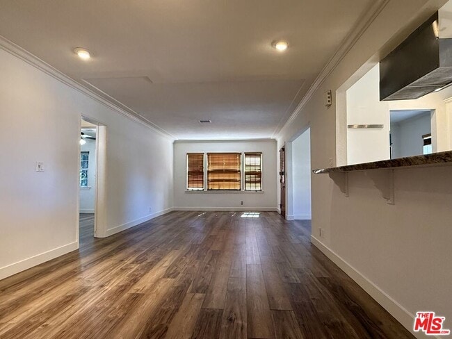 Photo - 6205 Gentry Ave