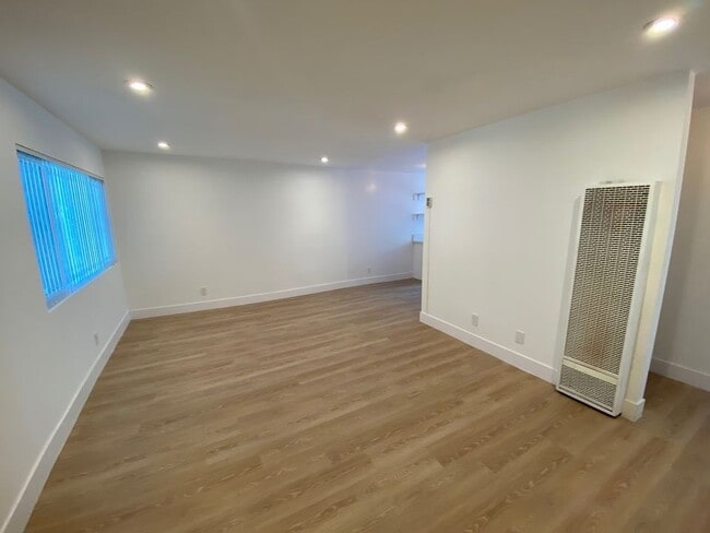 Photo - 3900 1st St Apartment Unit 4