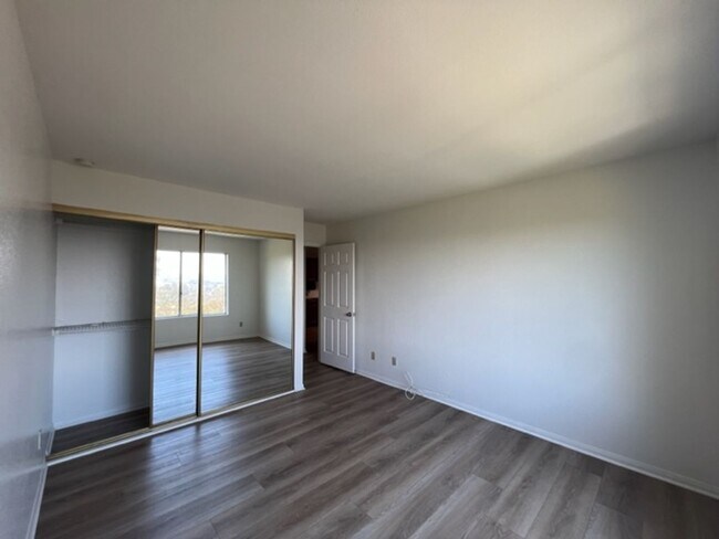 Photo - 2825 Third Ave #402 Unit 402