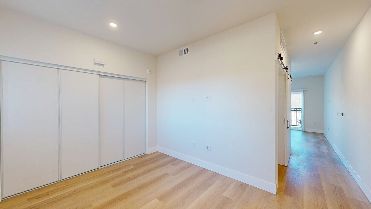 3D Tour - Pacific Heights II