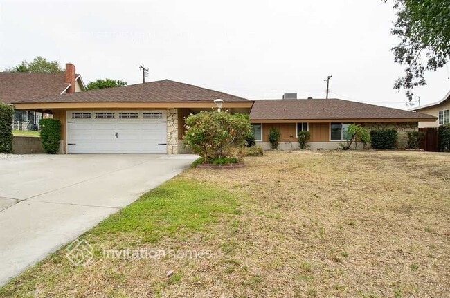 Photo - 2385 Denair Ave House