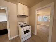 Photo - 4216 Woodlawn Ave Unit 4218 Woodlawn