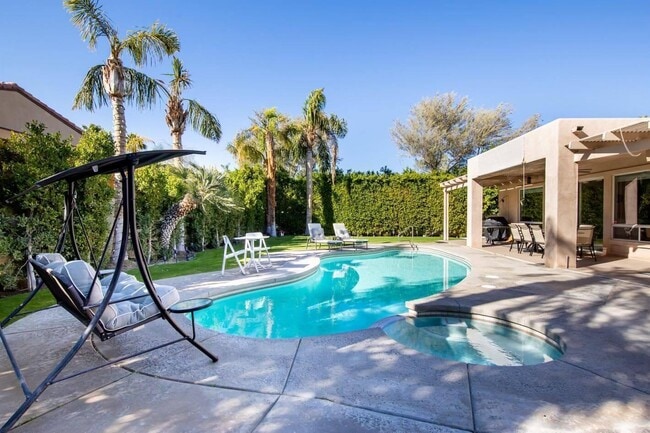 Photo - 40741 Avenida Solana