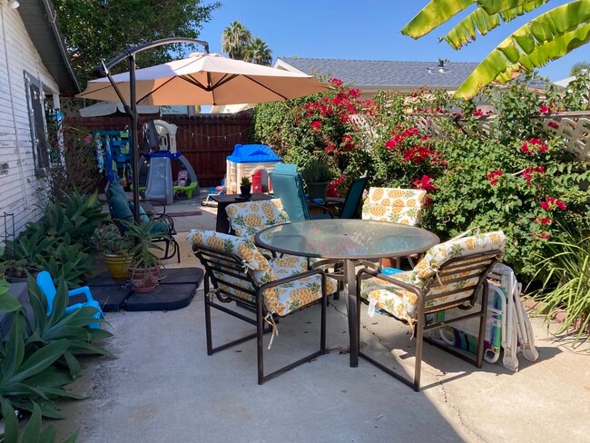 Building Photo - 4577 50th St Unit B