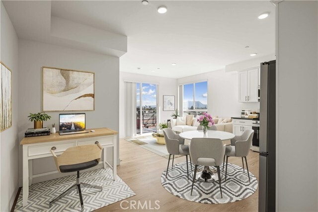 Photo - 11714 Archwood St Condo Unit 306
