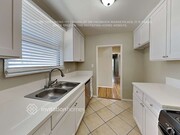 Photo - 15042 Romar St