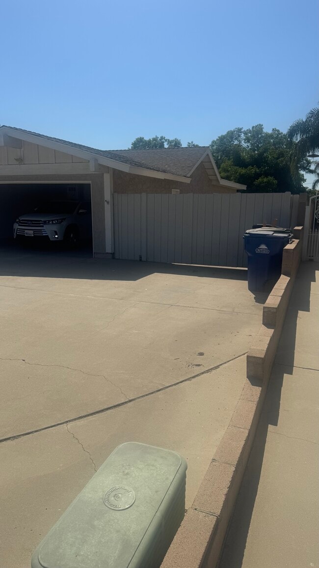 Photo - 2620 S Balboa Ave