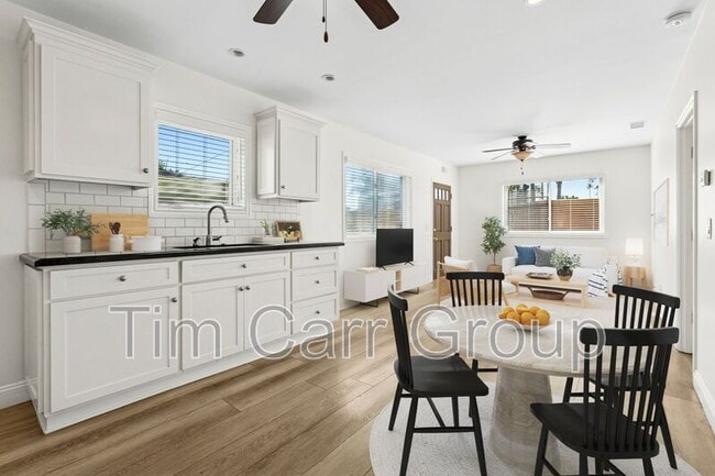 Photo - 2225 Santa Ana Ave