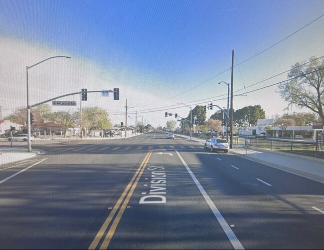 Photo - 311 W Lancaster Blvd Unit 123