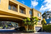 Photo - 2400 Torrey Pines Rd Townhome