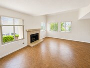 Photo - Coastal Townhome Near Beach, Bay & Kate Sessions Park – 2 Bed / 2.5 Bath