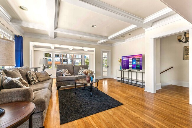 Photo - 841 E Ocean Blvd