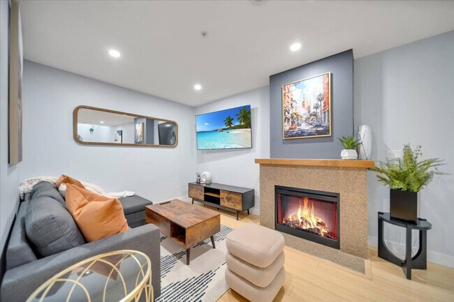 Photo - 700 W E St Unit SI FL4-ID1559826P