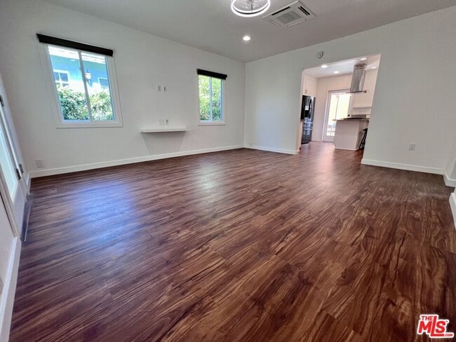 Photo - 832 Indiana Ave