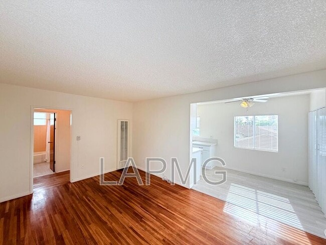 Photo - 624 W Riggin St