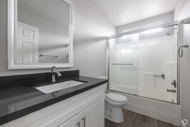 1BR, 1BA - 600SF - Bathroom - 1628 W 218th St