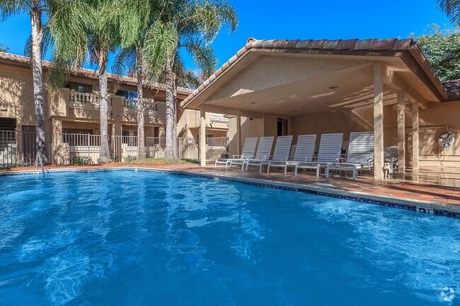 Building Photo - La Jolla Nobel Rental
