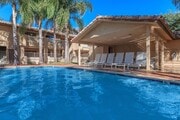 Photo - La Jolla Nobel Apartments