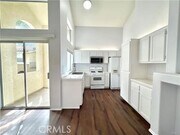 Photo - 1307 Elmhurst