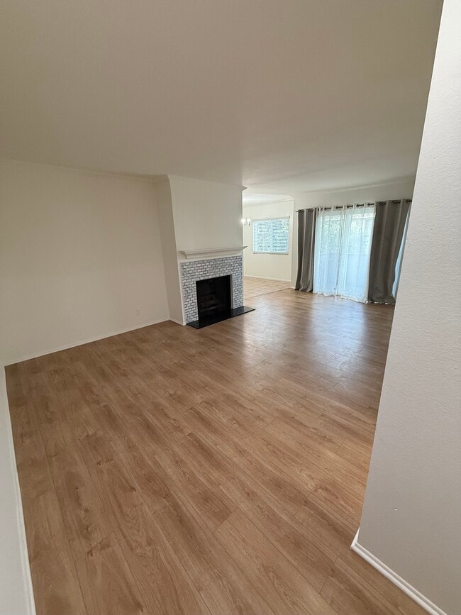 Photo - 1845 Corinth Ave Condo Unit 201