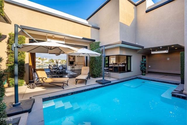 Photo - 4490 Eastbourne Bay