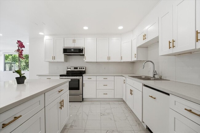 Photo - 5301 Balboa Blvd Unit F7