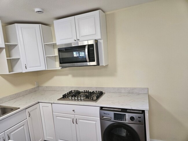 Photo - 837 Via Juanita