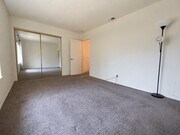 Photo - 1623 Heather Dr