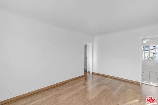 Photo - 4537 College View Ave