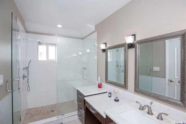 Photo - 12025 Gerald Ave