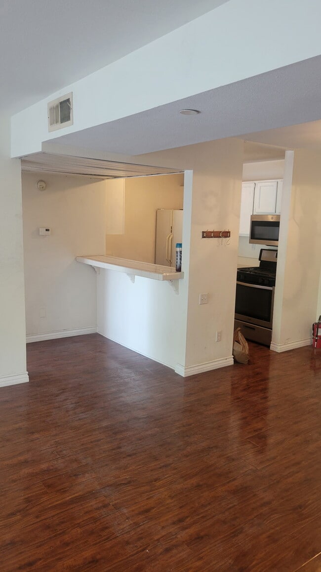 Photo - 10960 Ashton Ave Unit 208