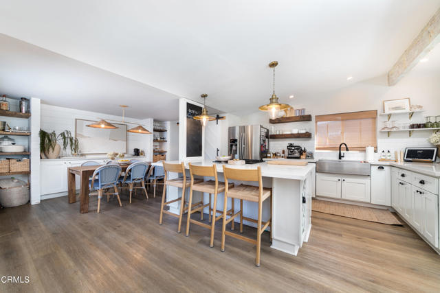 Photo - 2960 Royal Oaks Dr