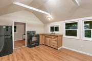 Photo - 23083 Hemlock Ln