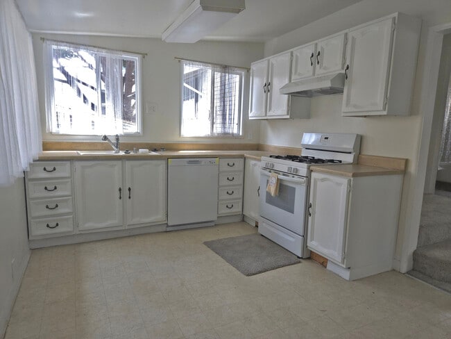 Large Kitchen - 605 N Juanita Ave House