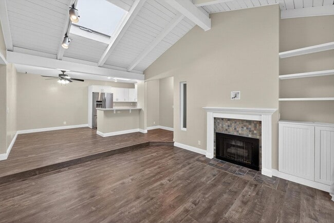 Photo - HUNTINGTON BEACH HOME - 1.5 Miles from the Beach Unit 527