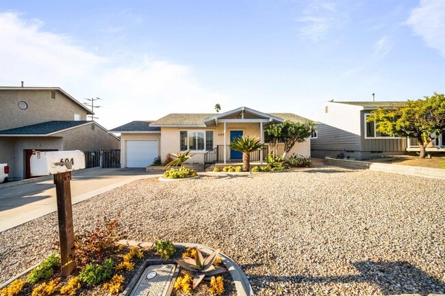 Photo - 604 Monterey Dr