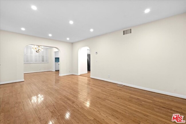 Photo - 8455 Fountain Ave Unit 529